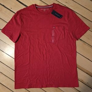 Tommy Hilfiger Men's Red Basic Tee, Large